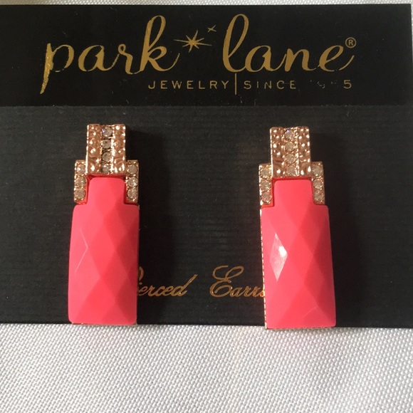 Park Lane Jewelry - Park Lane Cheery Blossom Earrings